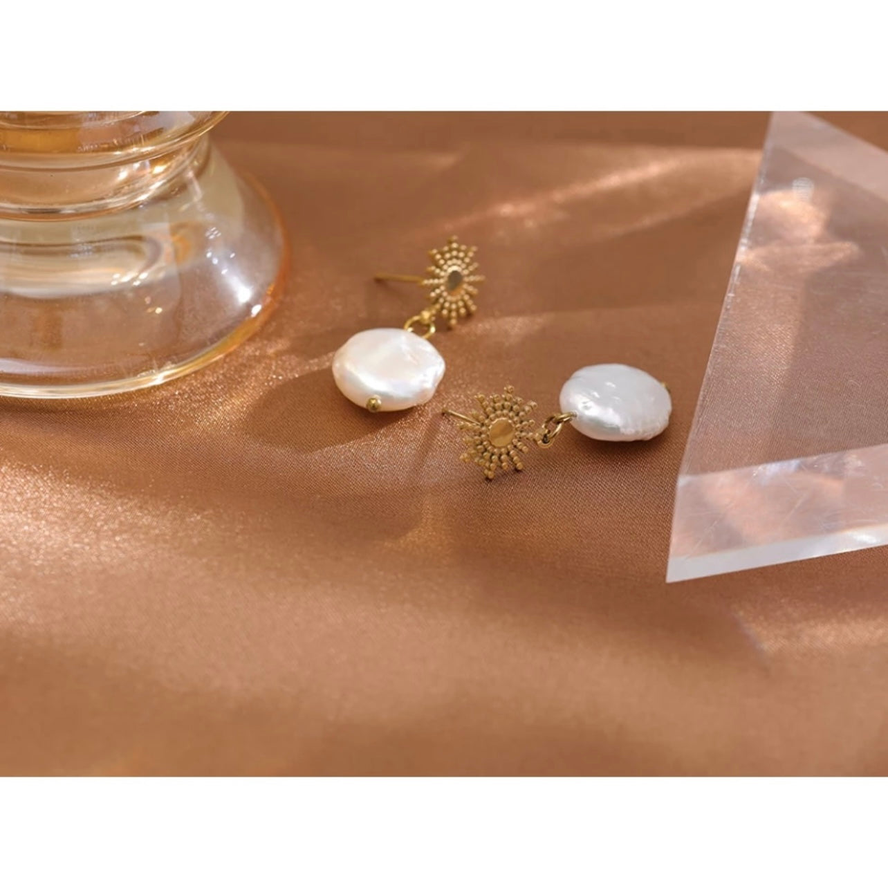 Sun Pearl Ohrstecker