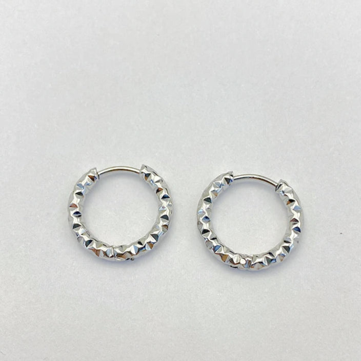 Rivets Hoops