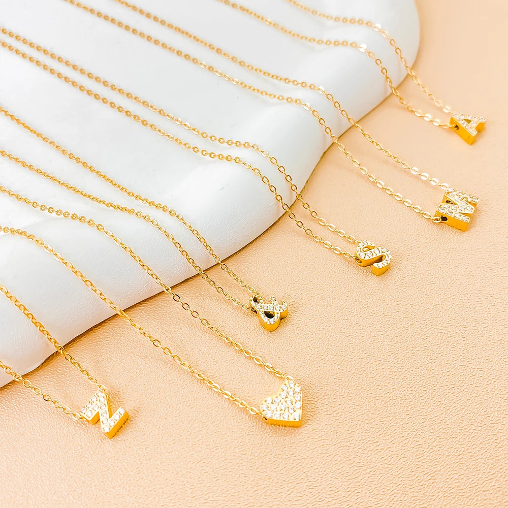 Shiny Floating Letter Charm Kette