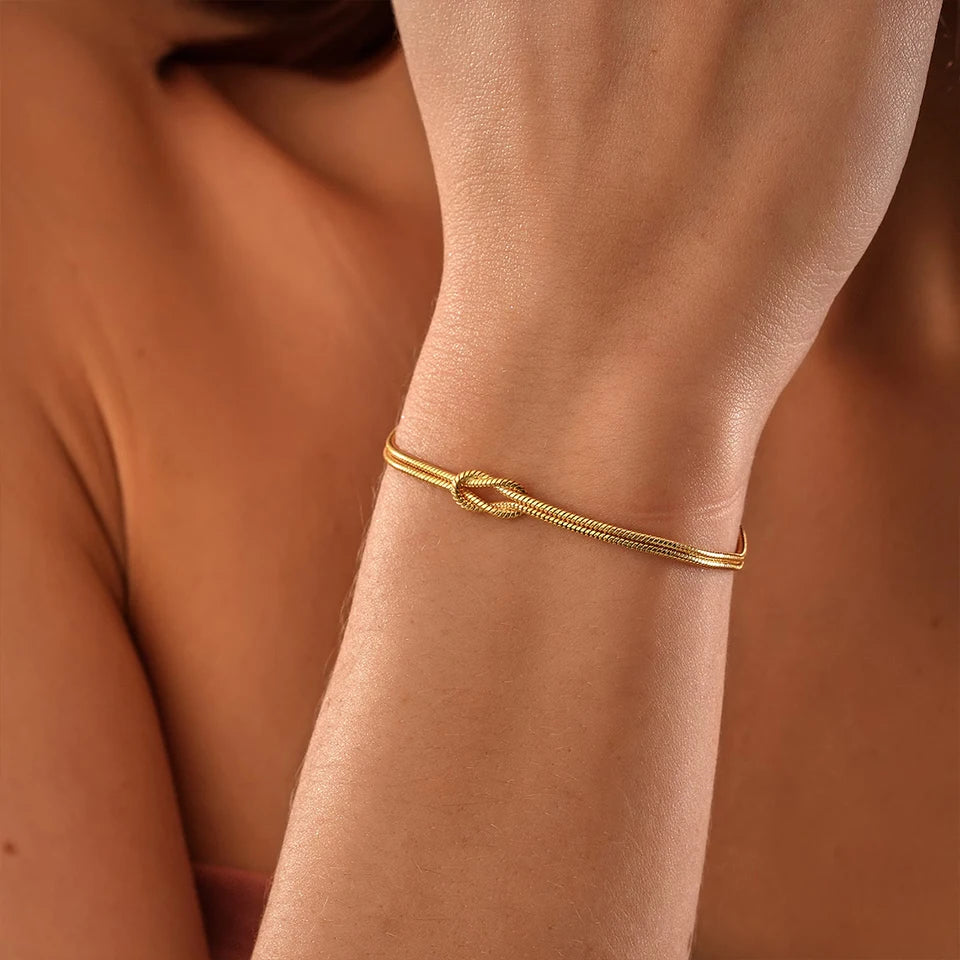 Snake Knotted Armband