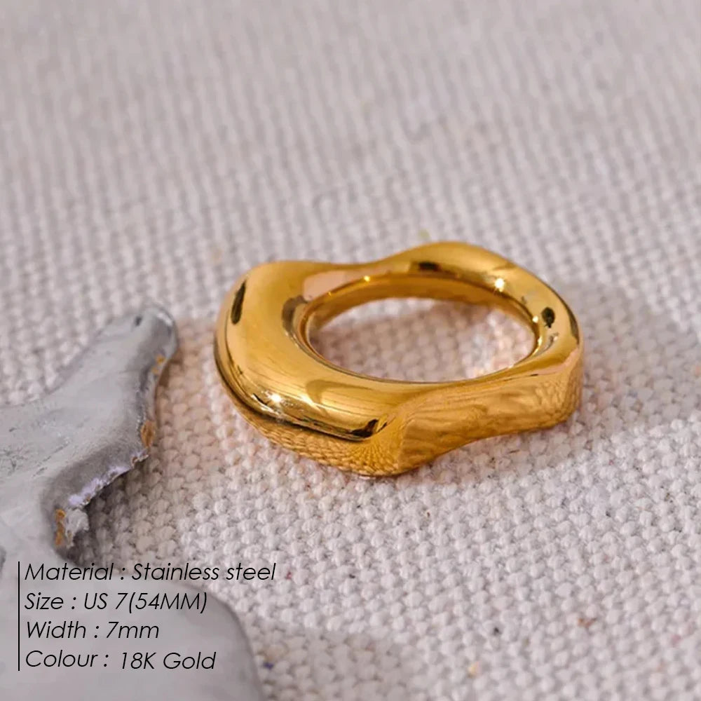 Geometric Bold Ring