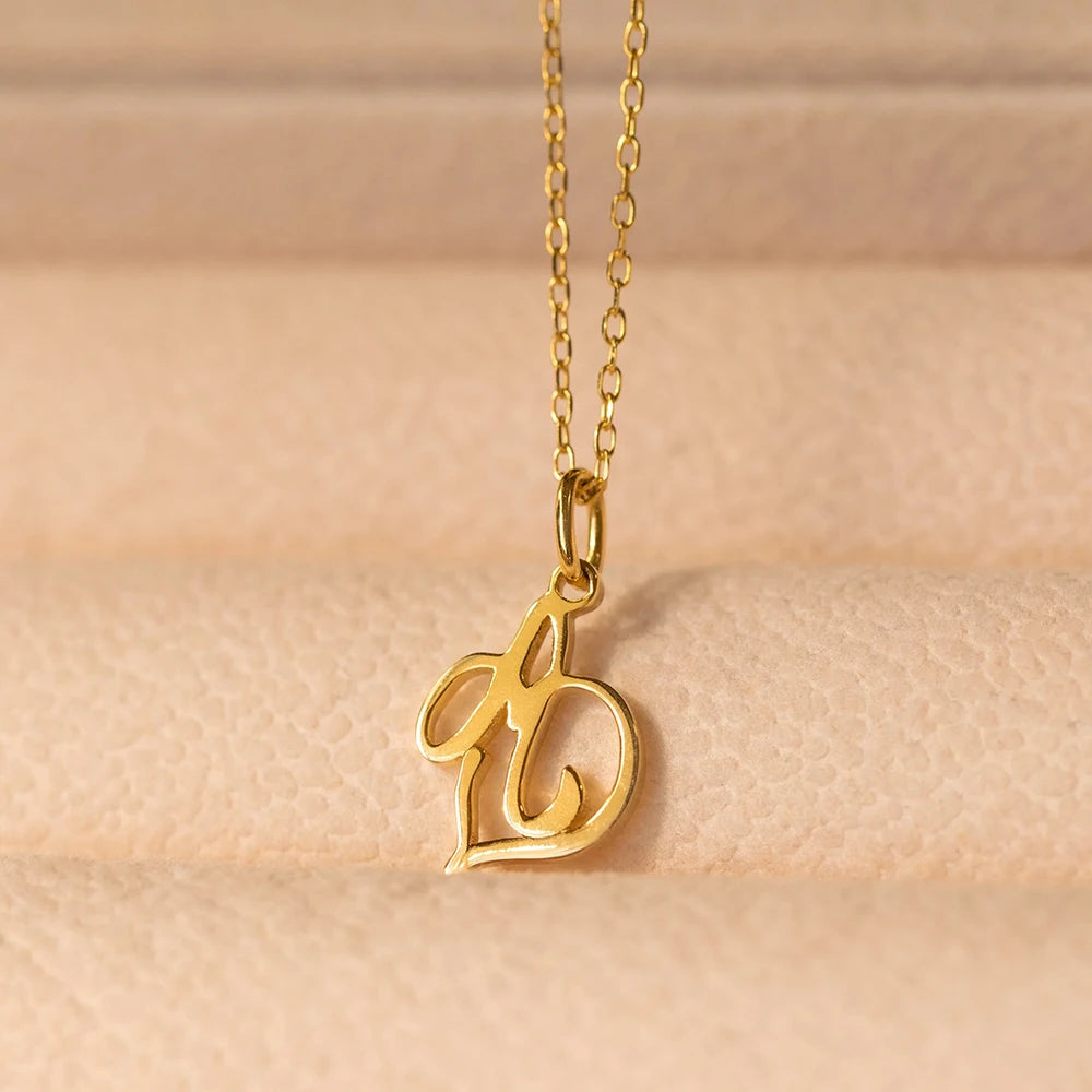 Charming Letter Charm Kette