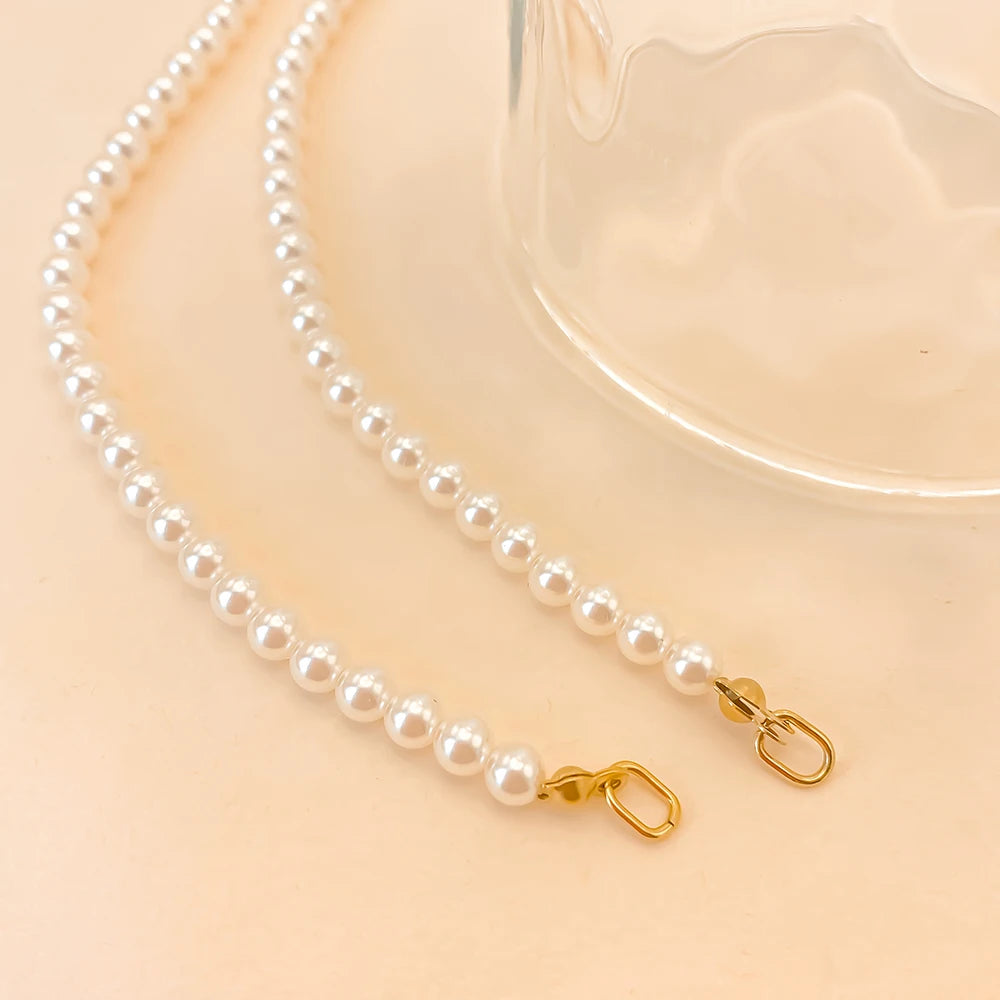 Locking Charm Kette vegan Pearl