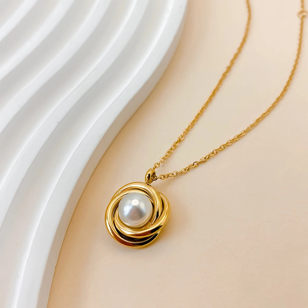 vegan Holiday Pearl Kette