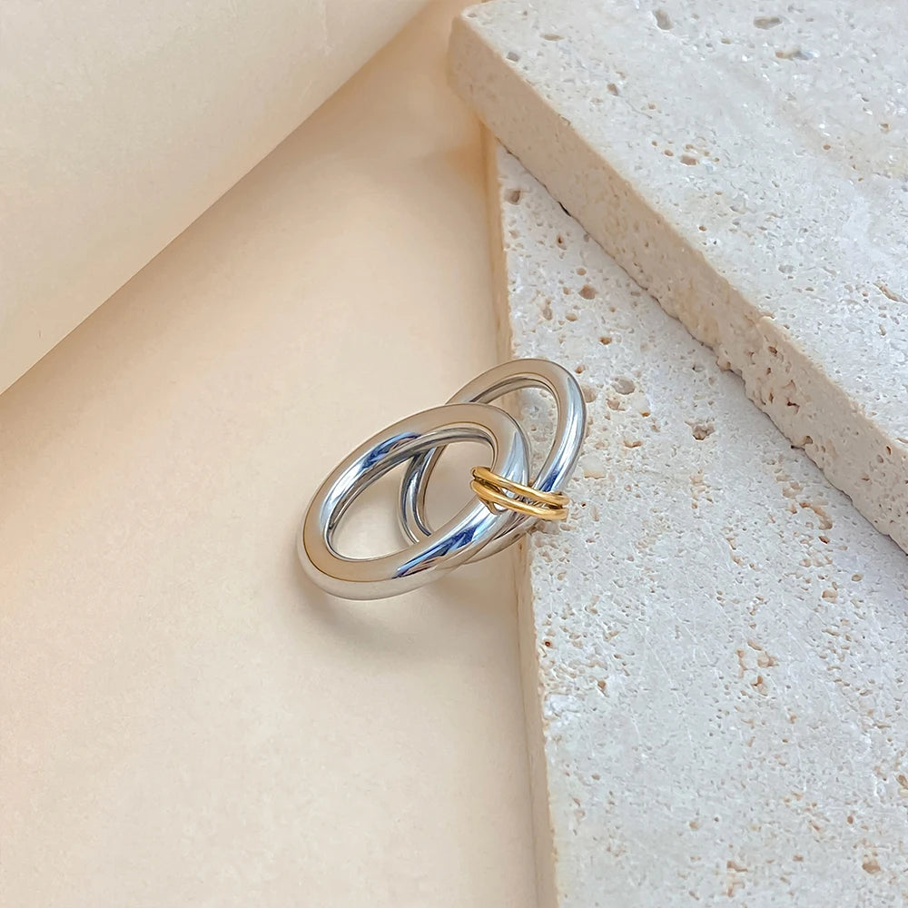 Layered Loop Ring
