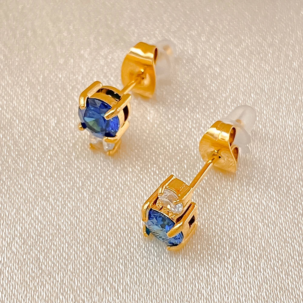 Almafi Studs