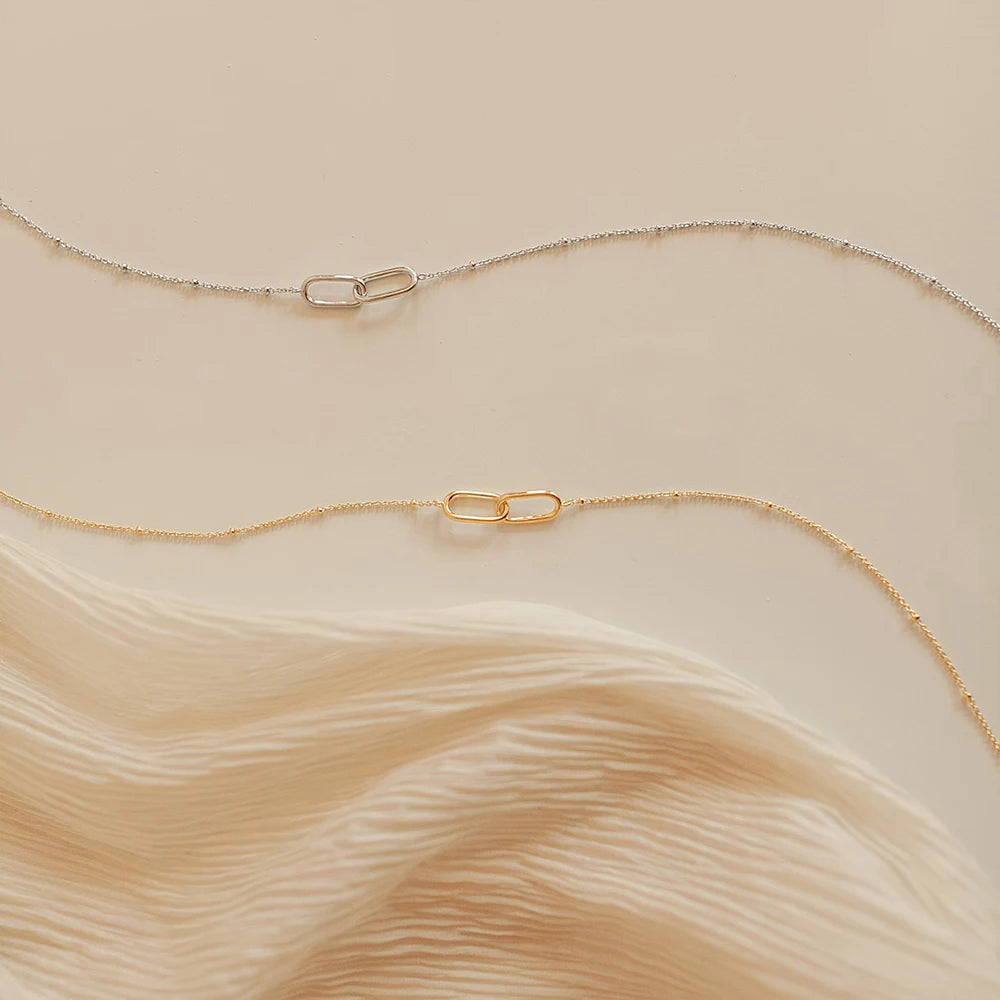 Delicate infinity paperclip Kette