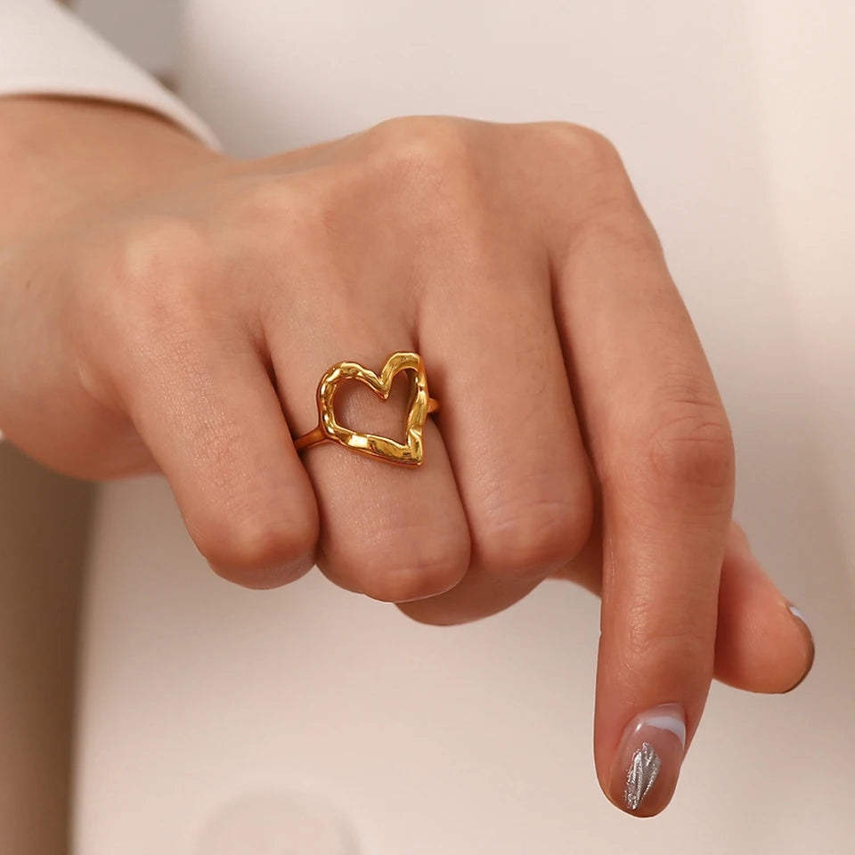 organic flow Ring