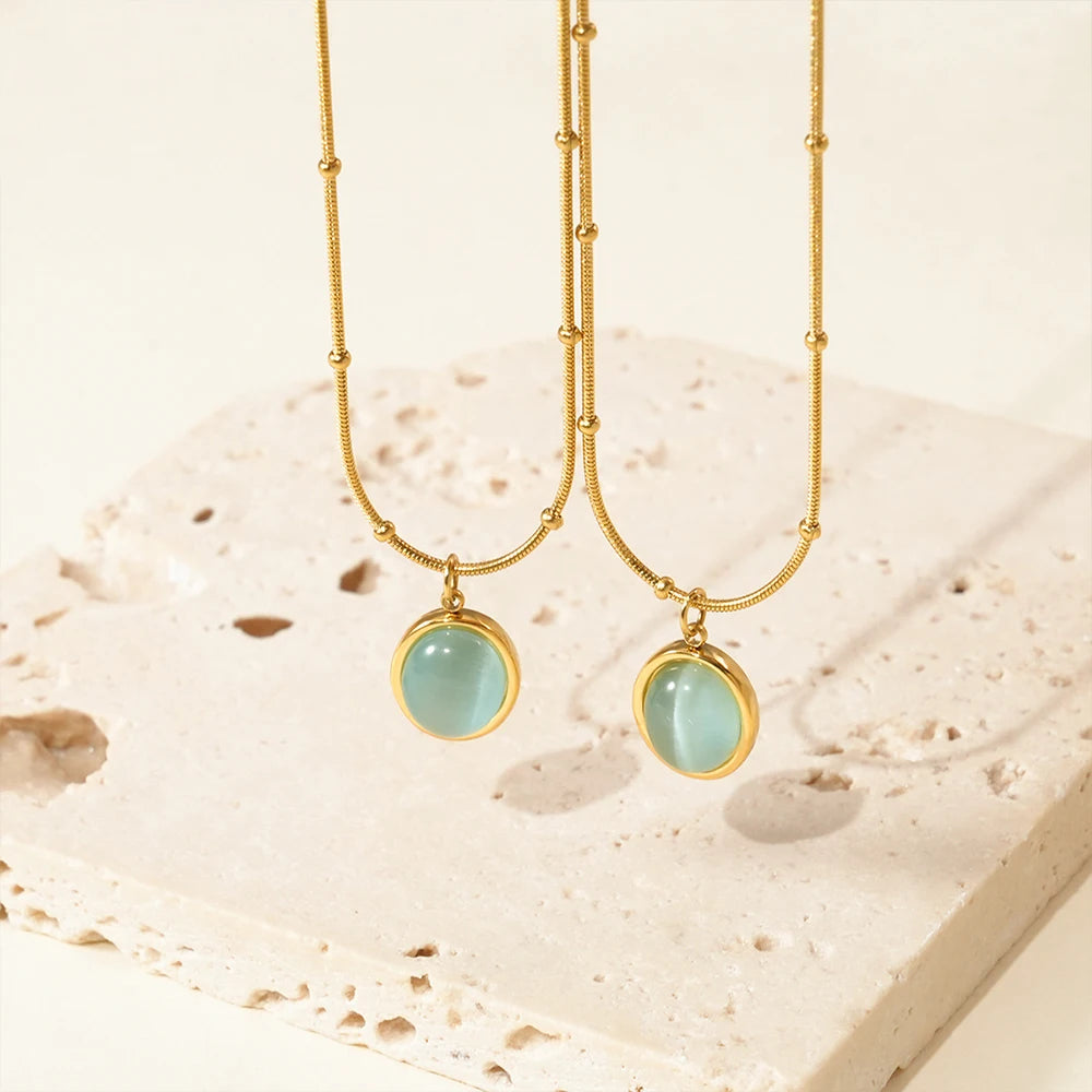 Blue vegan Opal Kette