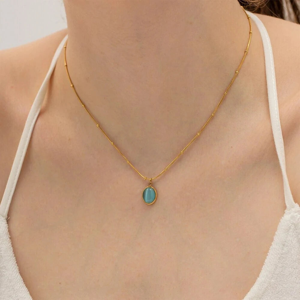 Blue vegan Opal Kette