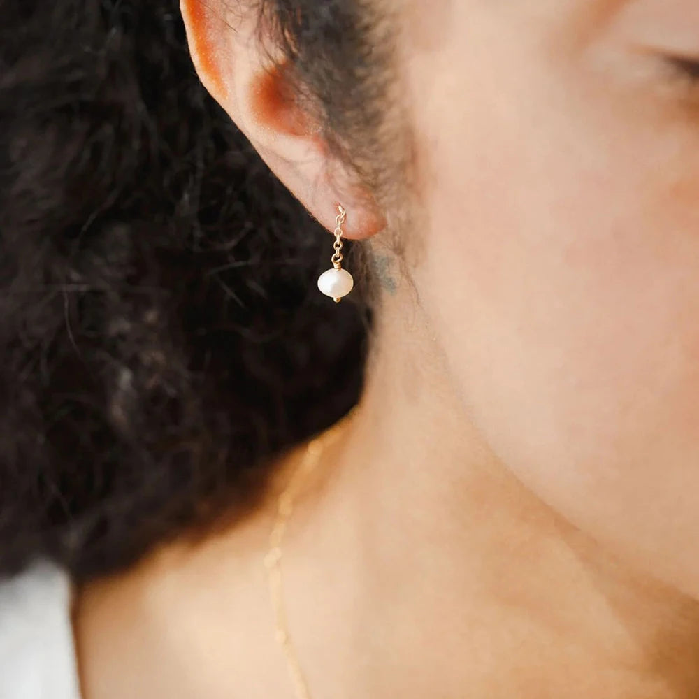 hanging perla small Ohrringe
