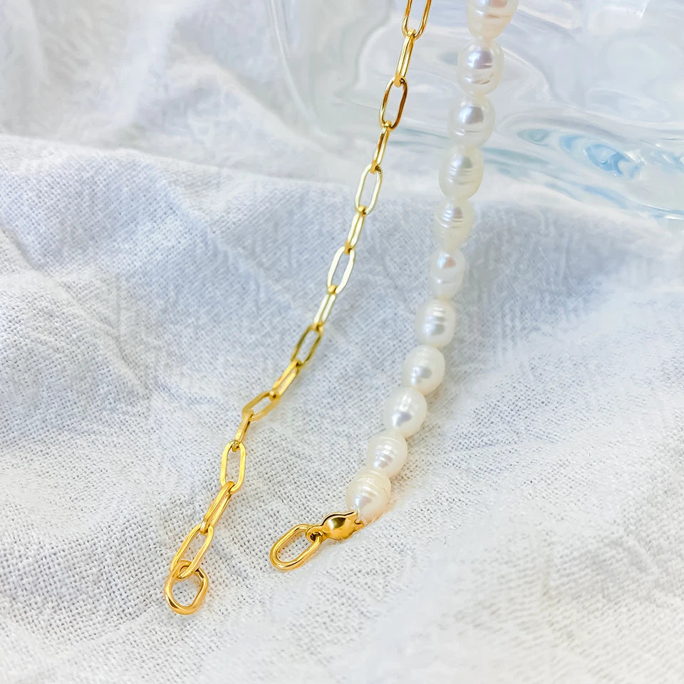 Paperclip Vegan Freshwater Pearl Locking Charm Kette
