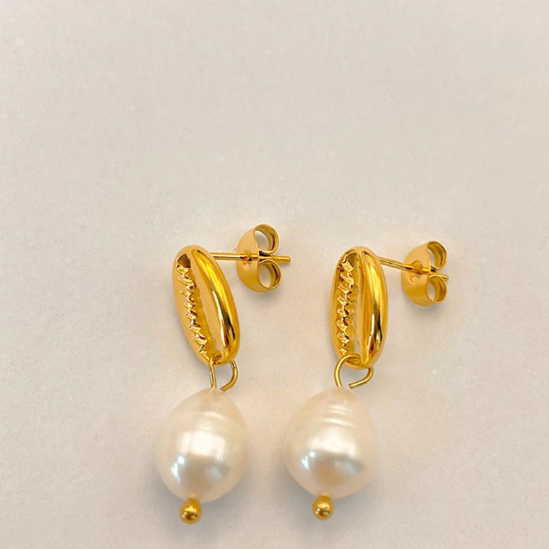 Kauri Pearl Earrings