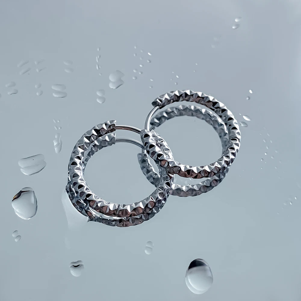 Rivets Hoops