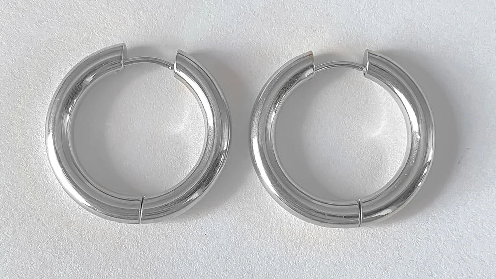 Chunky Huggie Hoops