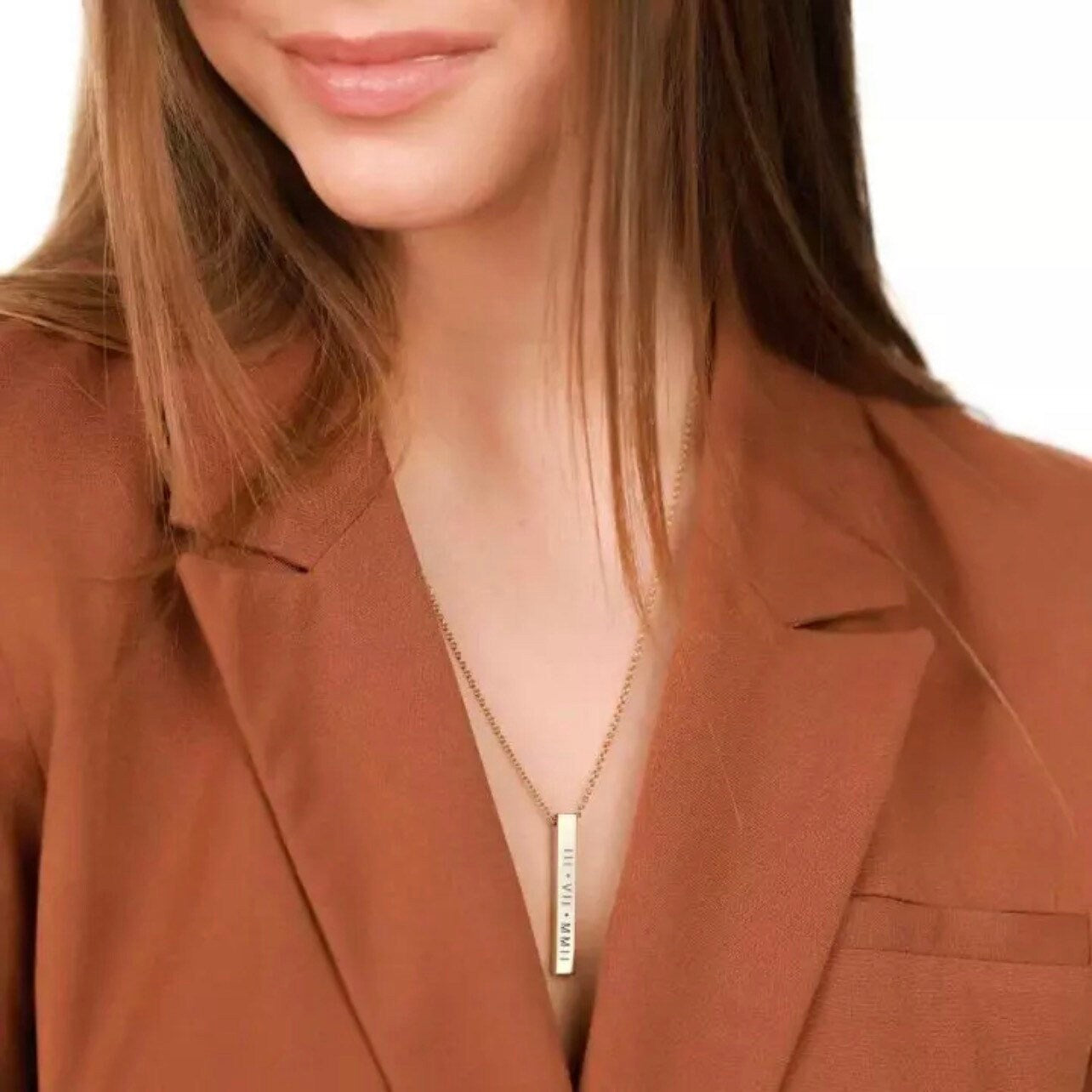 BLOCK BAR NECKLACE