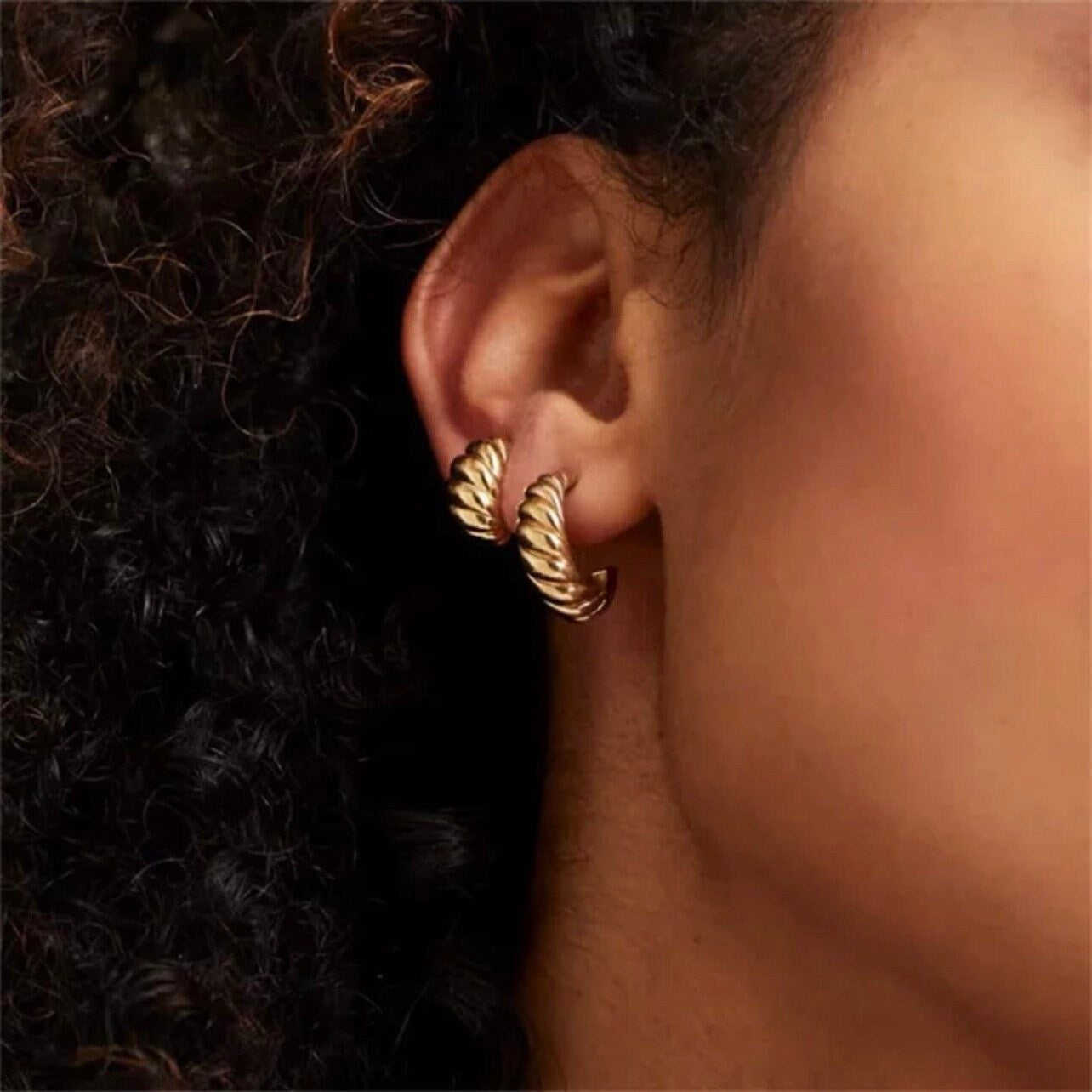 SARA EARRINGS